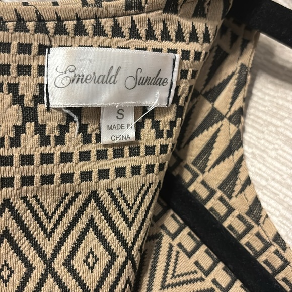 Mini pattern dress - Picture 3 of 3